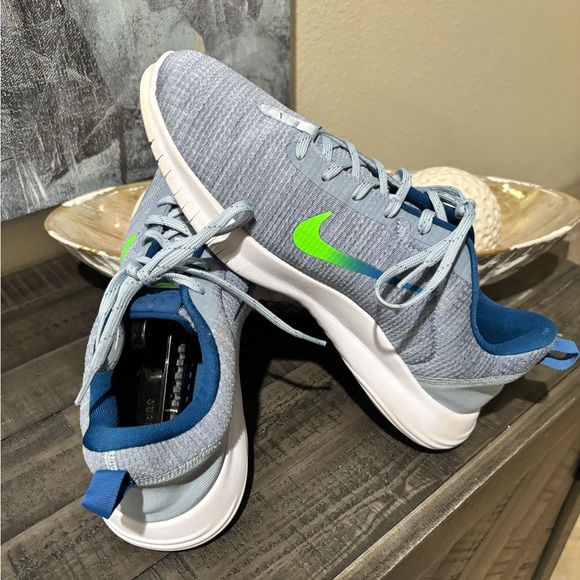 Mens Nike Flex Experience 12 Running Shoe SZ 10W - Picture 3 of 10